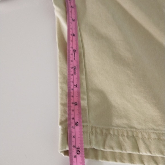 LL Bean 10" Cargo Shorts Men's Size 38 x 10 Tan Multi Pockets Zip Fly Cotton - Picture 8 of 9